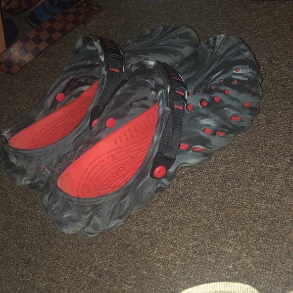 Crocs - Picture 1 of 3